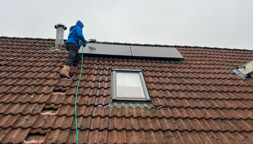 Maadamme-Reiniging-Zonnepanelen reinigen